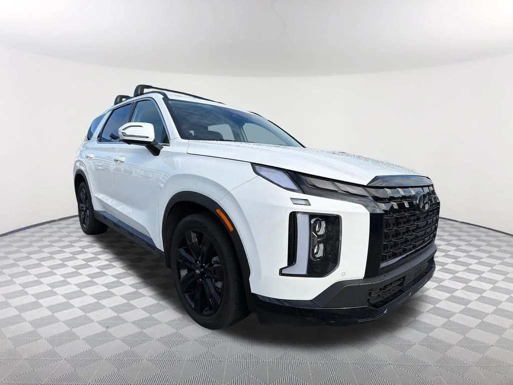 Used 2025 White Hyundai XRT image 3