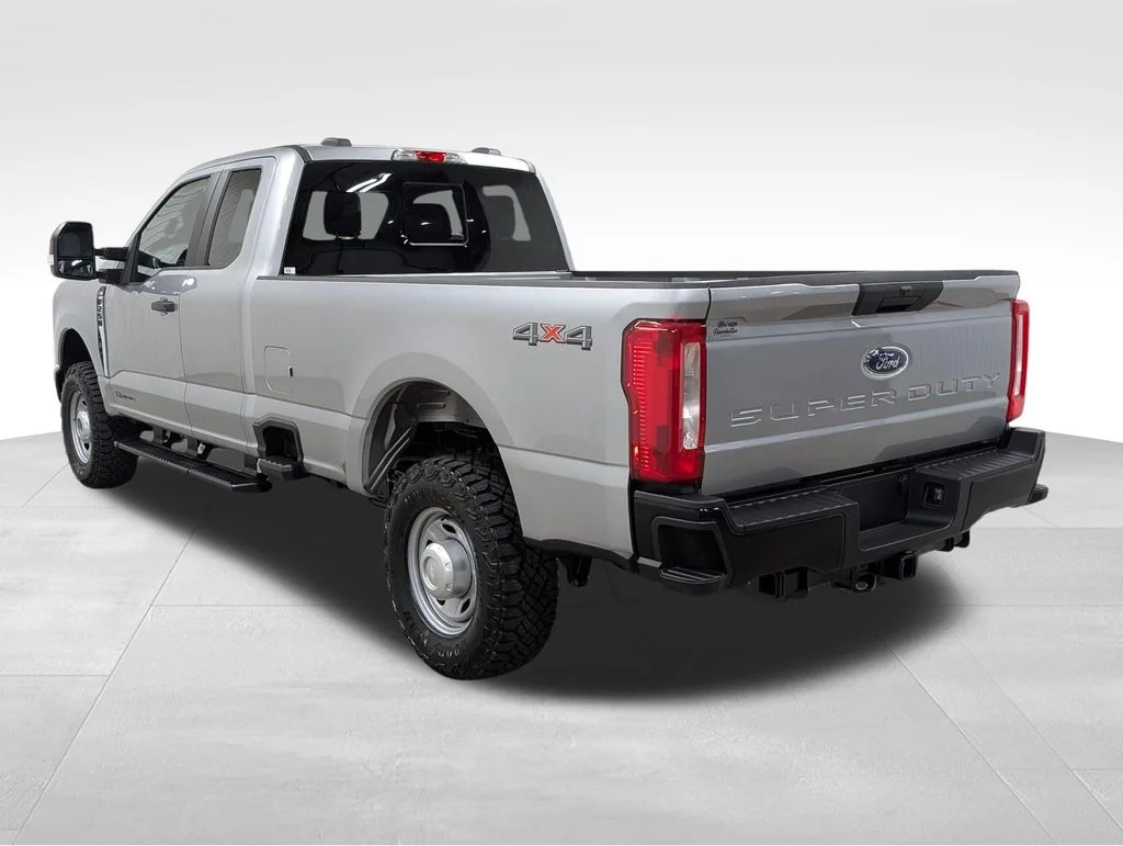 New 2026 Agate Black Metallic Ford F-250® XL image 28