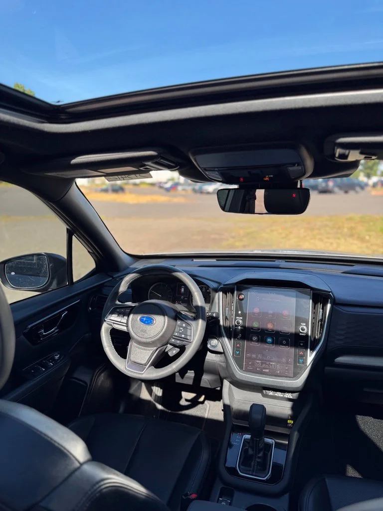Used 2025 River Rock Pearl Subaru Limited image 29