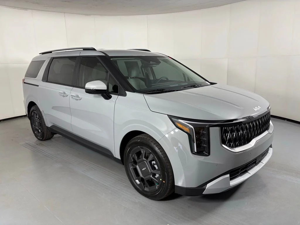 New 2026 Ceramic Silver Kia EX image 2