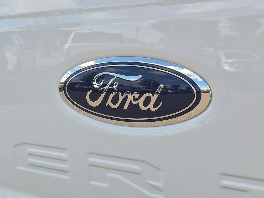 New 2026 Oxford White Ford F-250® Lariat® image 25