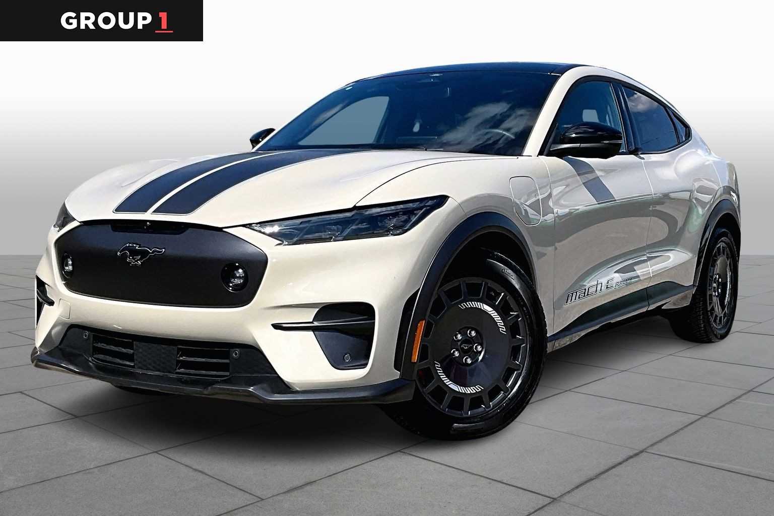 2025 Ford Mustang-Mach-e GT's photo