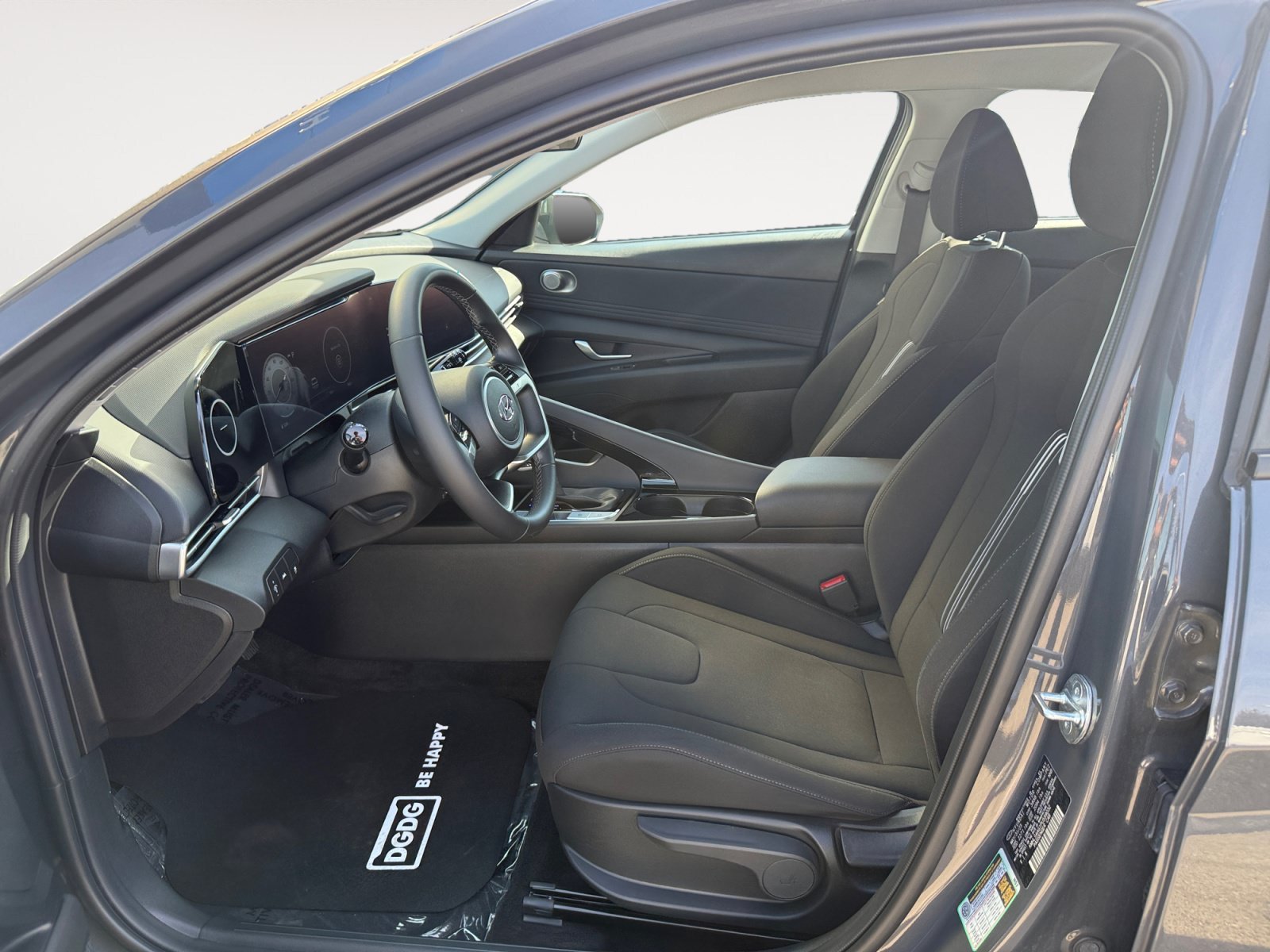 Certified Used 2023 Ecotronic Gray Hyundai SEL image 10