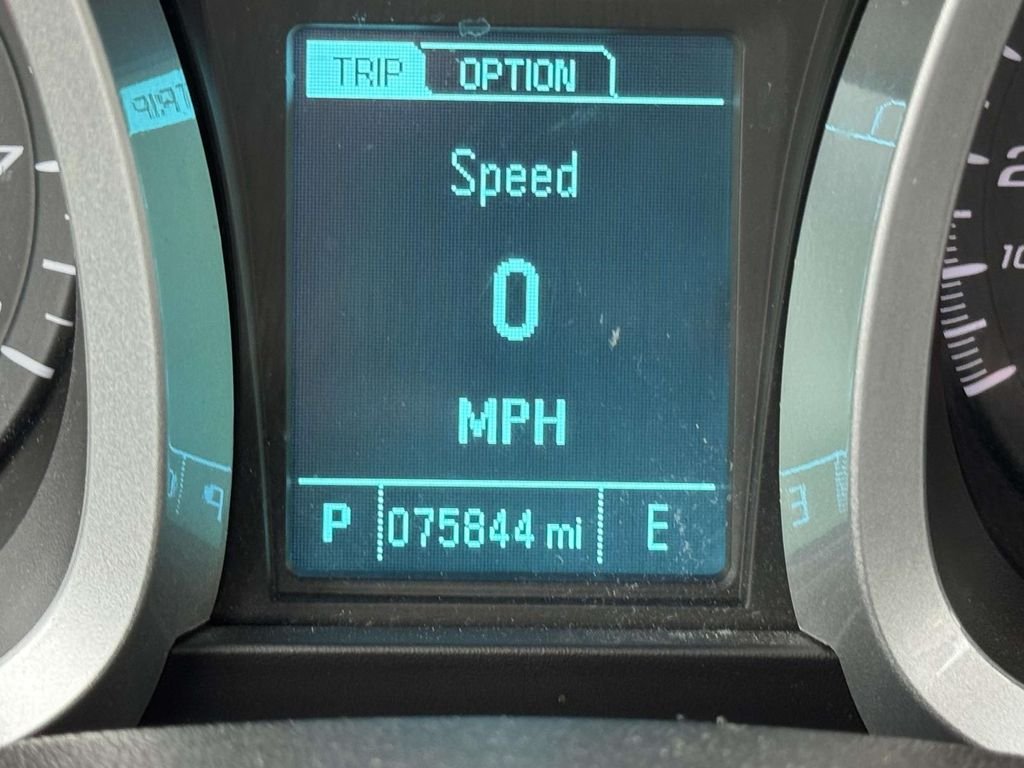 Used 2013 White Chevrolet LT image 12