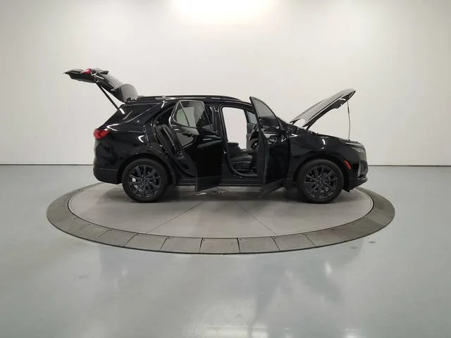 Used 2024 Mosaic Black Metallic Chevrolet RS image 16