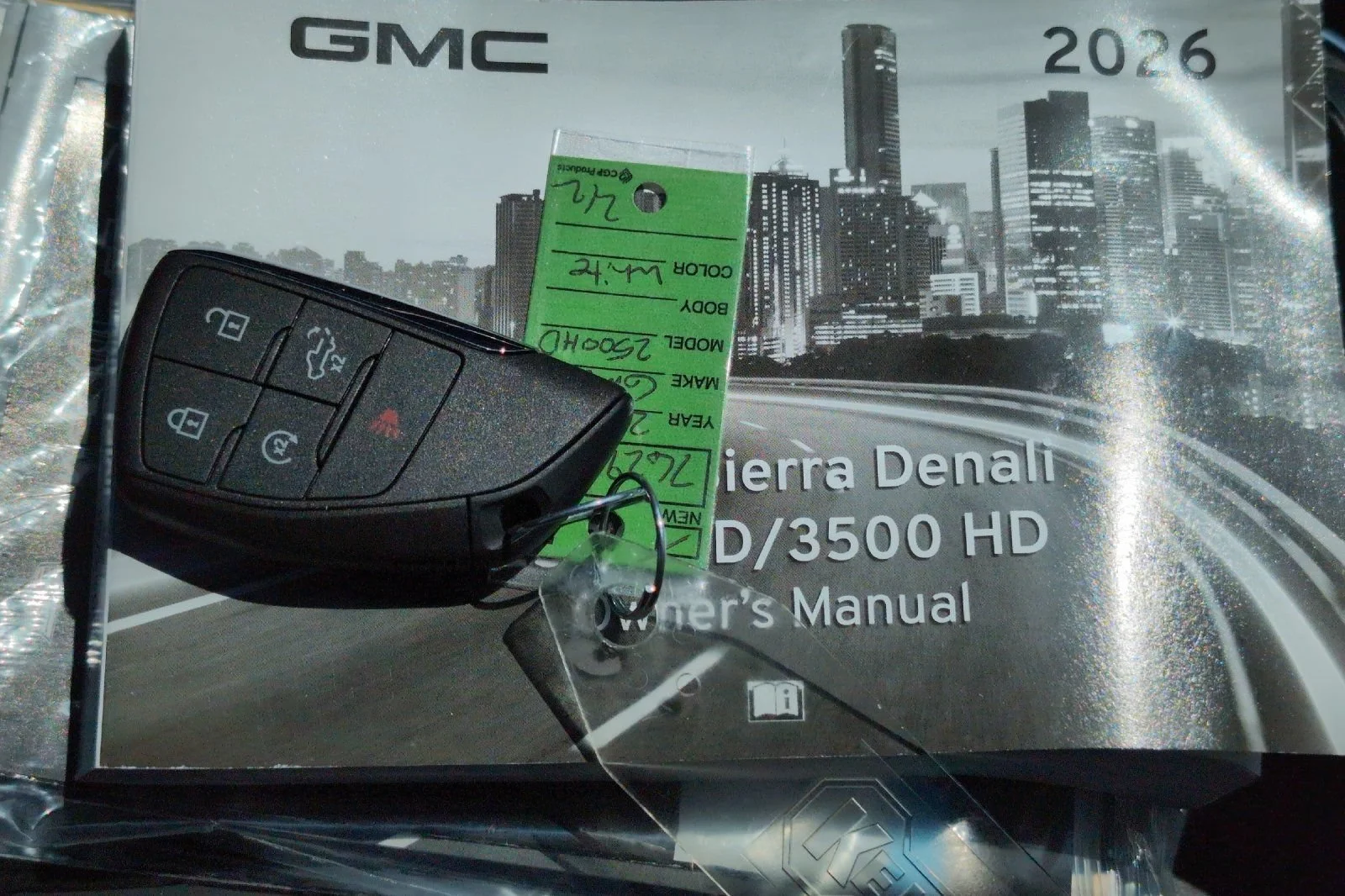 New 2026 Glacier White Tricoat GMC Denali Ultimate image 9
