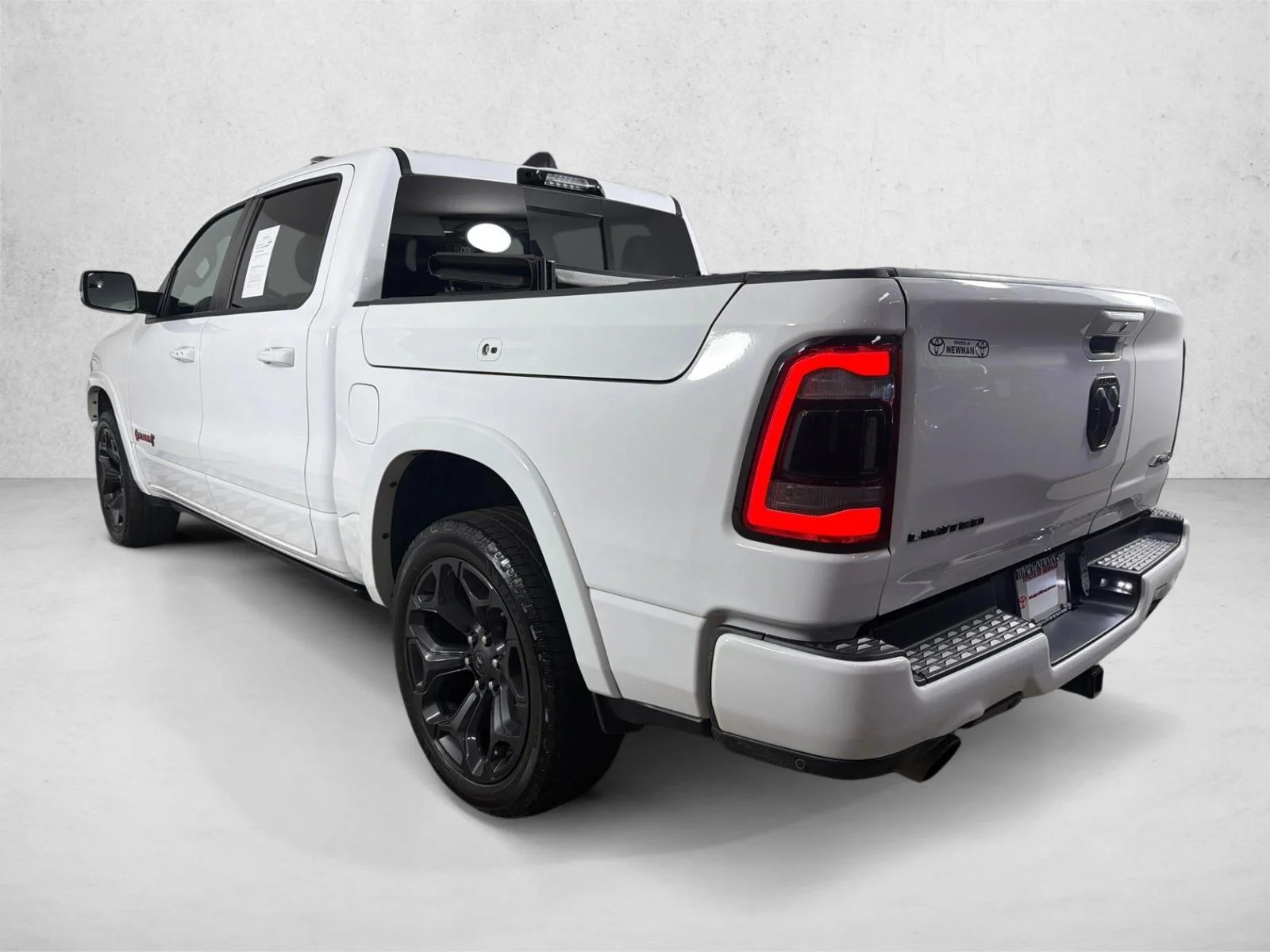 Used 2023 White Ram Limited image 6