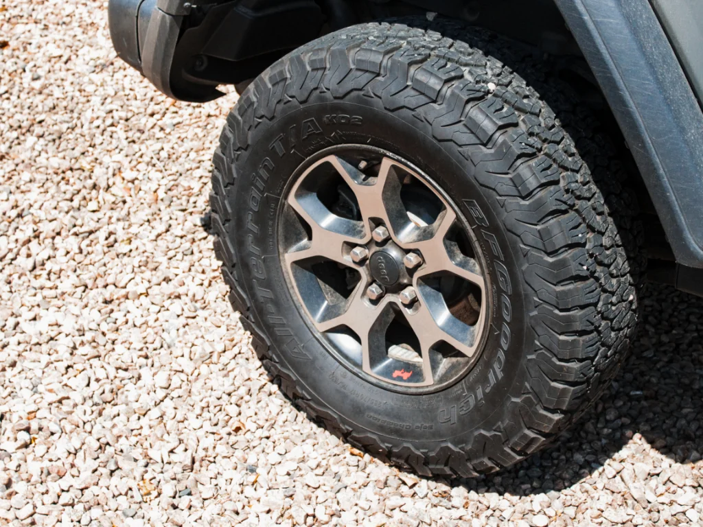 Used 2020 Sting-Gray Clearcoat Jeep Rubicon image 5