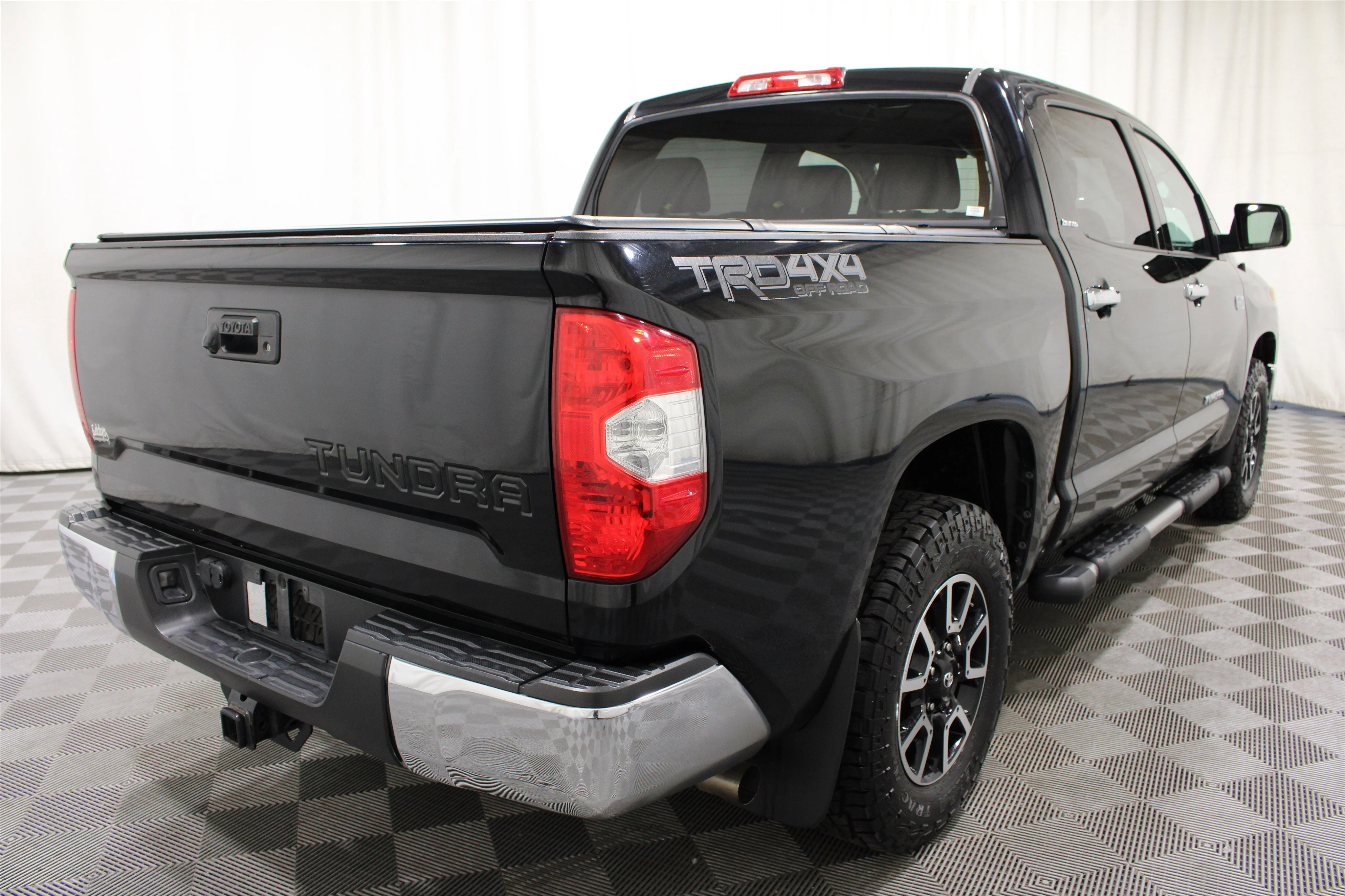 2018 Toyota Tundra Limited - Photo 28