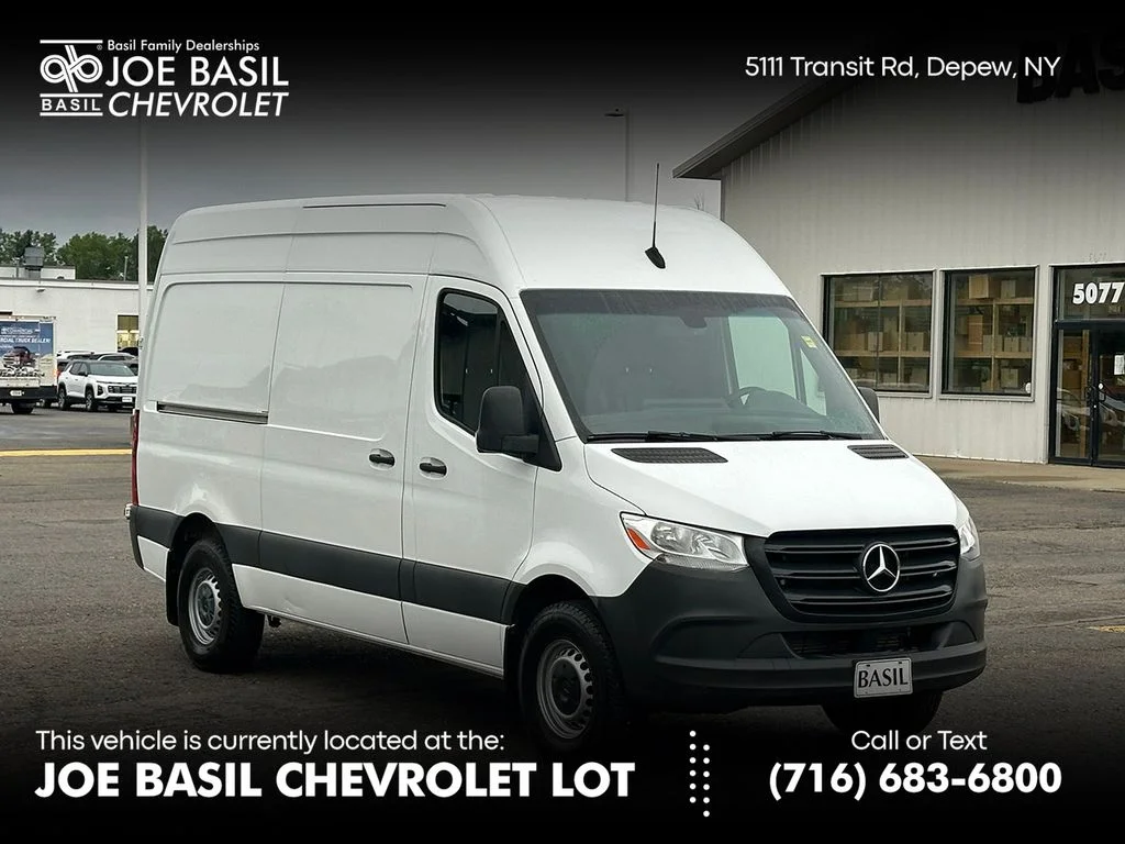 Used 2022  Mercedes-Benz Cargo Van 144 in. WB image 1