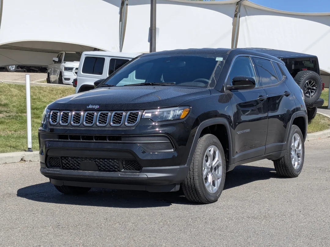 New 2025 Black Jeep Sport - - 4X4 - 4.99% O.A.C - Heated Seats & More! image 4