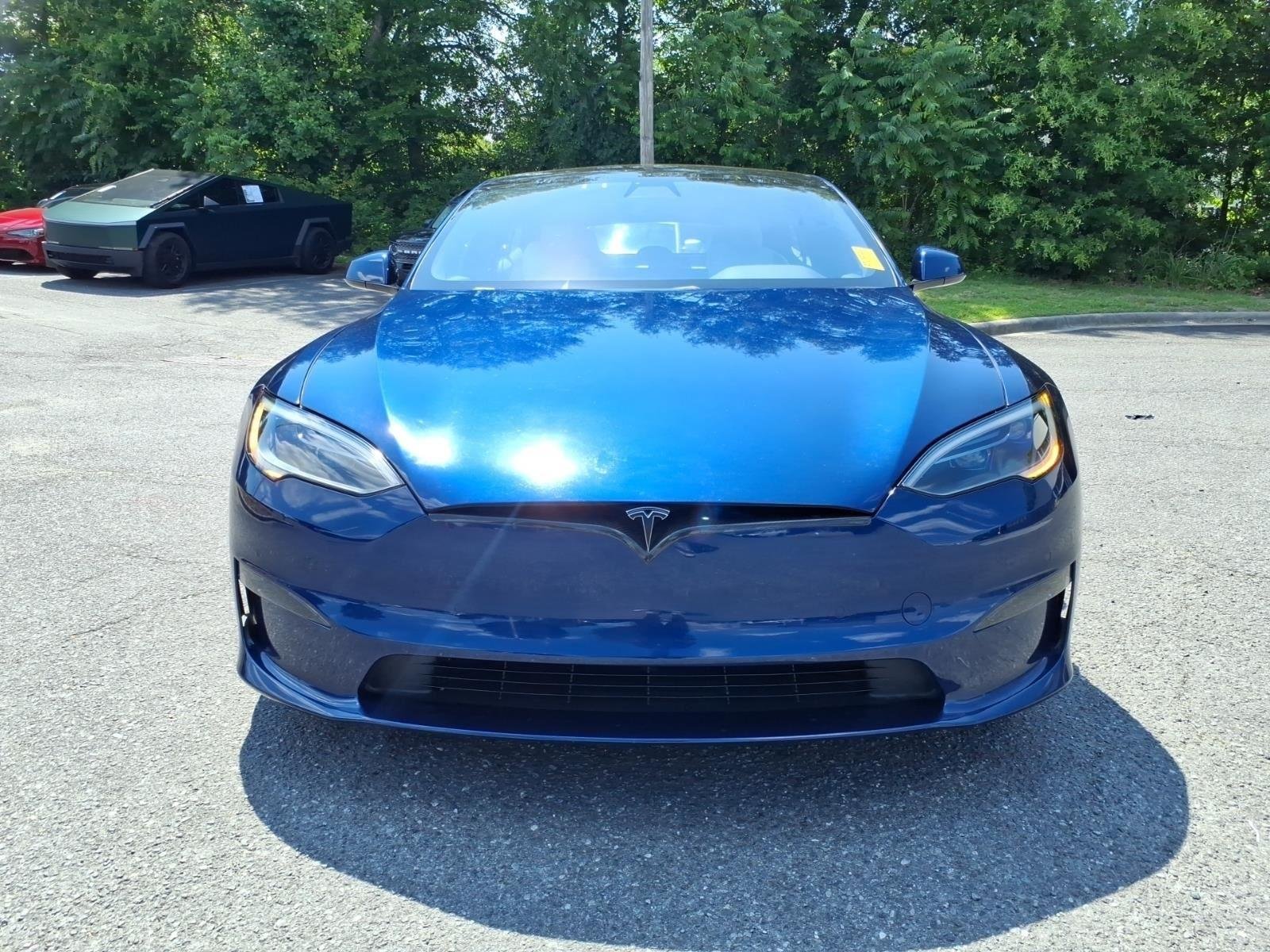 Used 2022 Deep Blue Metallic Tesla Base image 11
