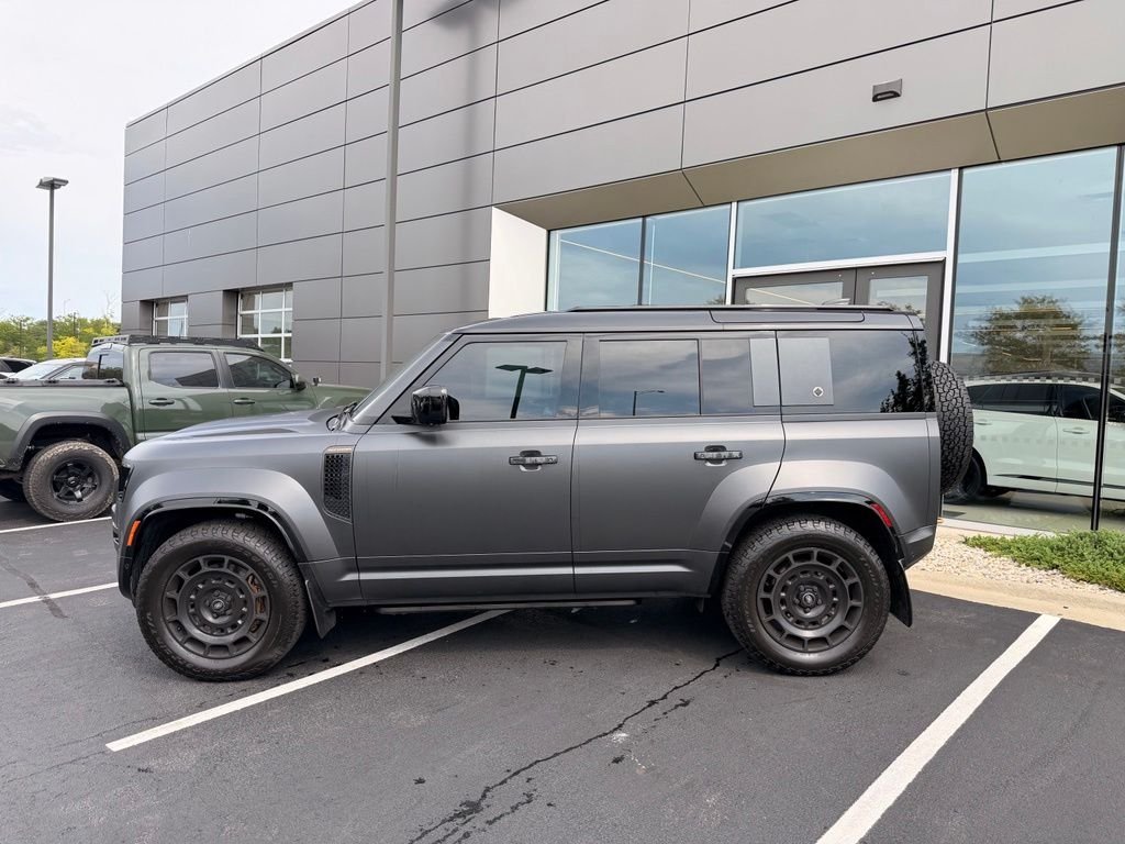 Used 2025 Carpathian  Gray Matte Wrap Land Rover OCTA image 2