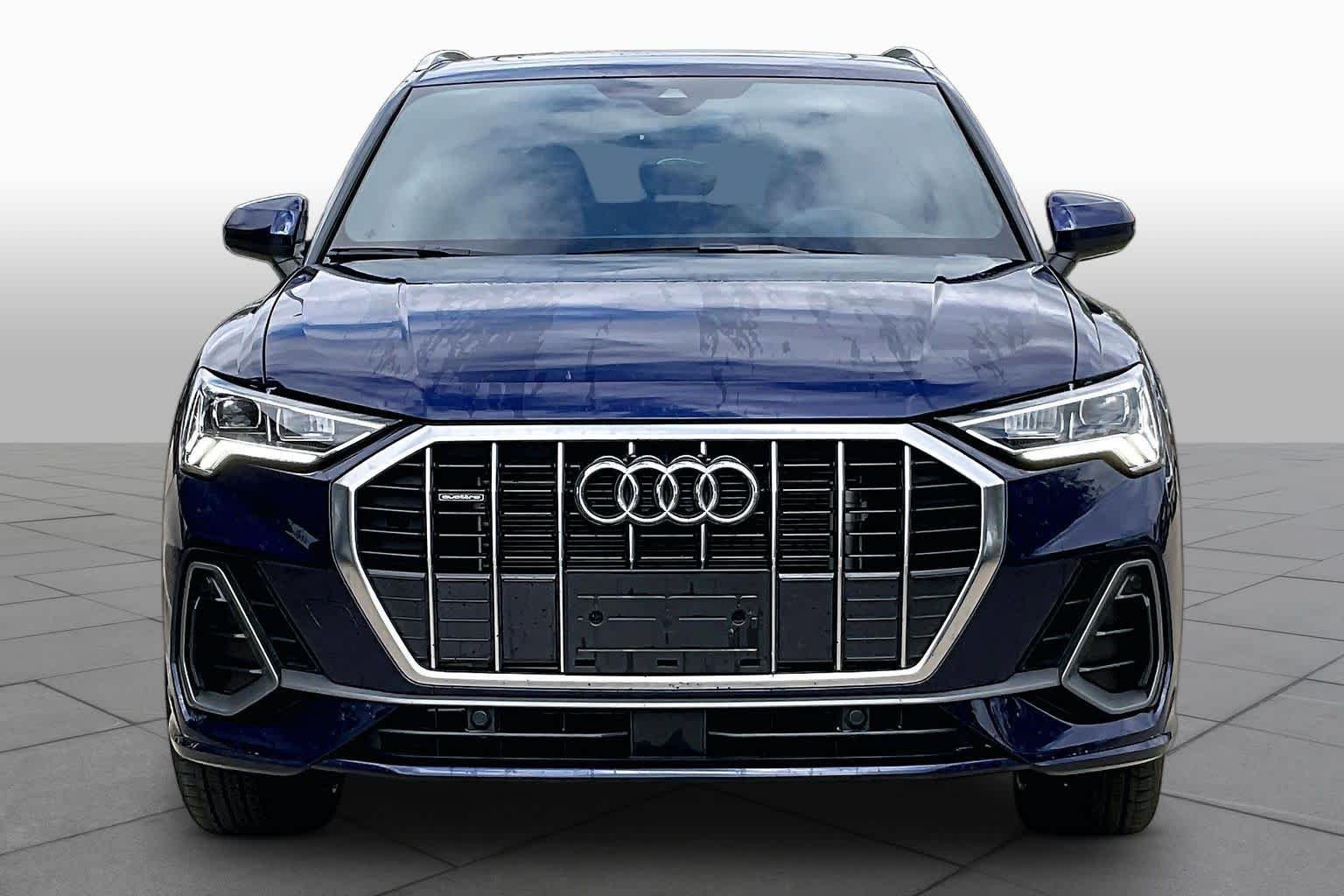 Used 2024 Navarra Blue Metallic Audi S line Premium image 4