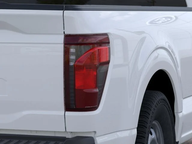 New 2026 Oxford White Ford XL image 21