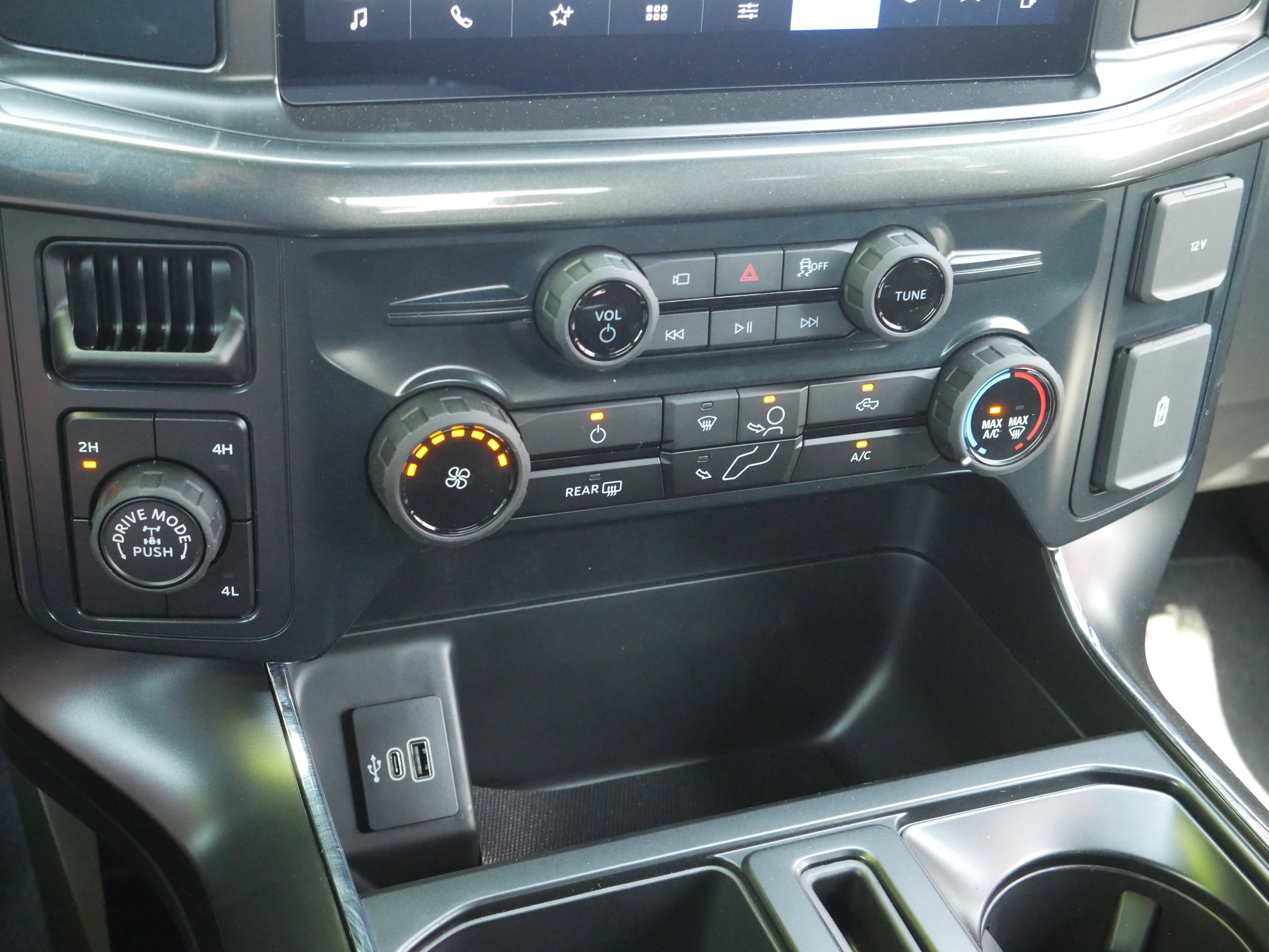 New 2026 Carbonized Gray Metallic Ford STX® image 14