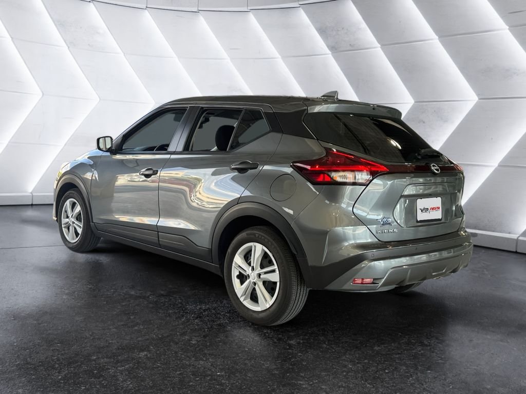 Used 2025 Gray Nissan S image 6