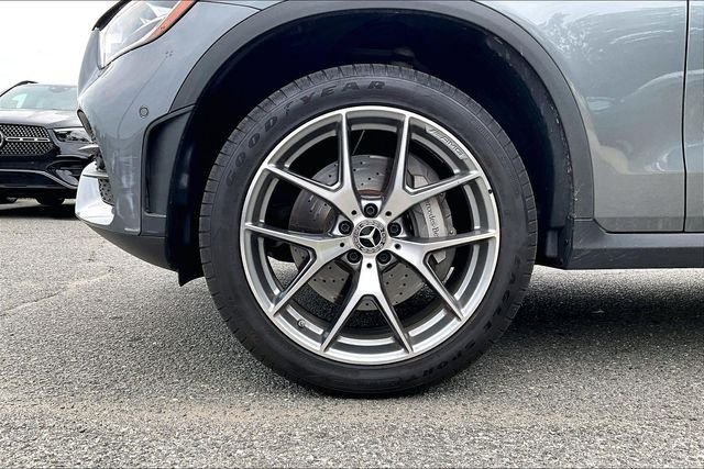 Certified Used 2022 Gray Mercedes-Benz GLC 300 image 5