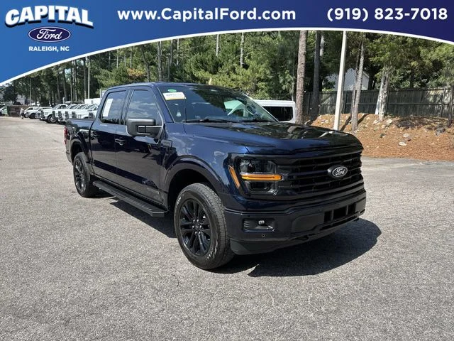 Used 2025 Blue Ford XLT image 2