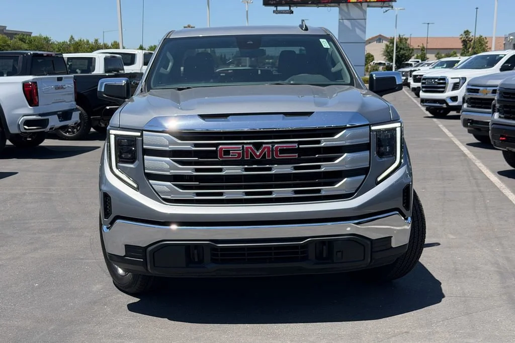 New 2026 Sterling Metallic GMC SLE image 3