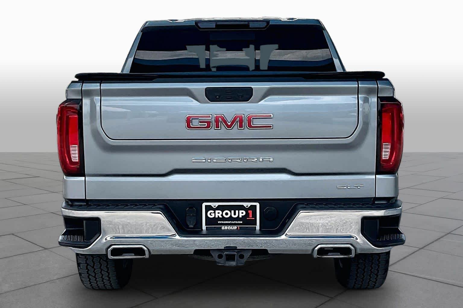 Used 2023 Sterling Metallic GMC SLT image 5
