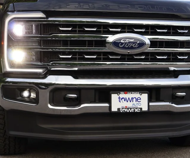 Used 2023 Black Ford Lariat image 31