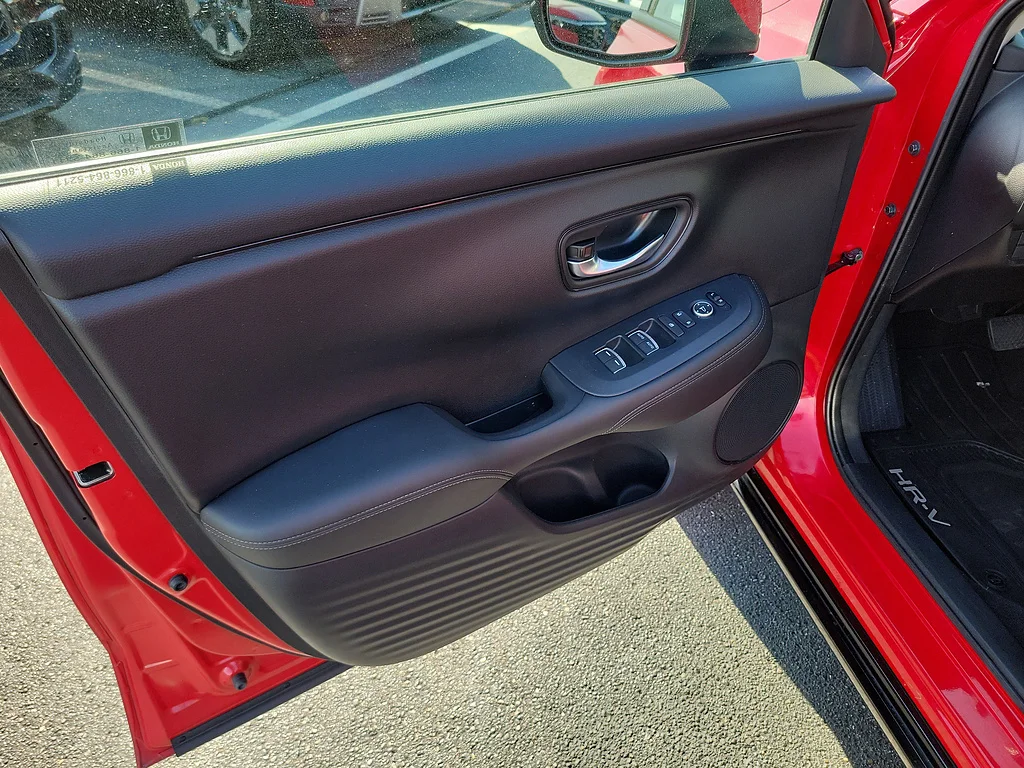 Certified Used 2025 Milano Red Honda EX-L image 15