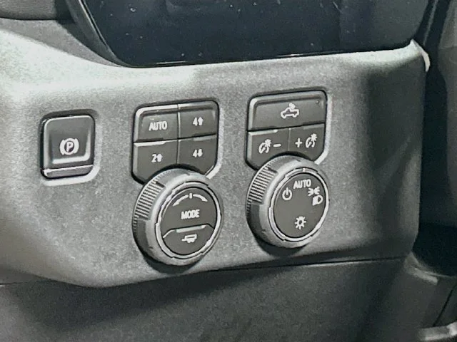 2026 Chevrolet Silverado 1500 LT - Photo 13