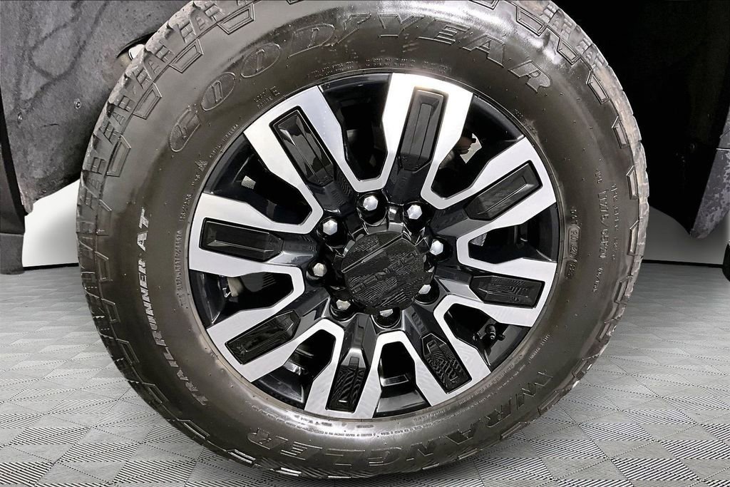 2024 GMC Sierra 2500HD AT4 - Photo 35