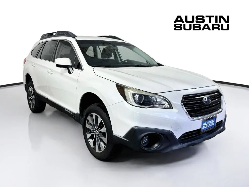Used 2016 White Subaru 2.5i Premium image 1