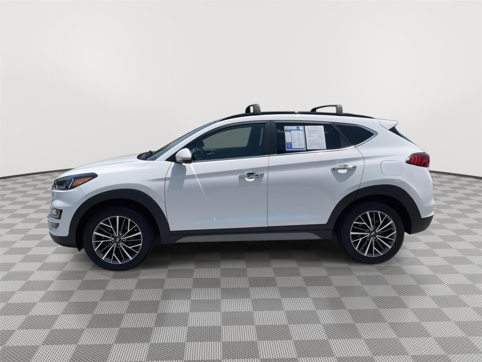 Used 2021 Winter White Hyundai Ultimate image 12