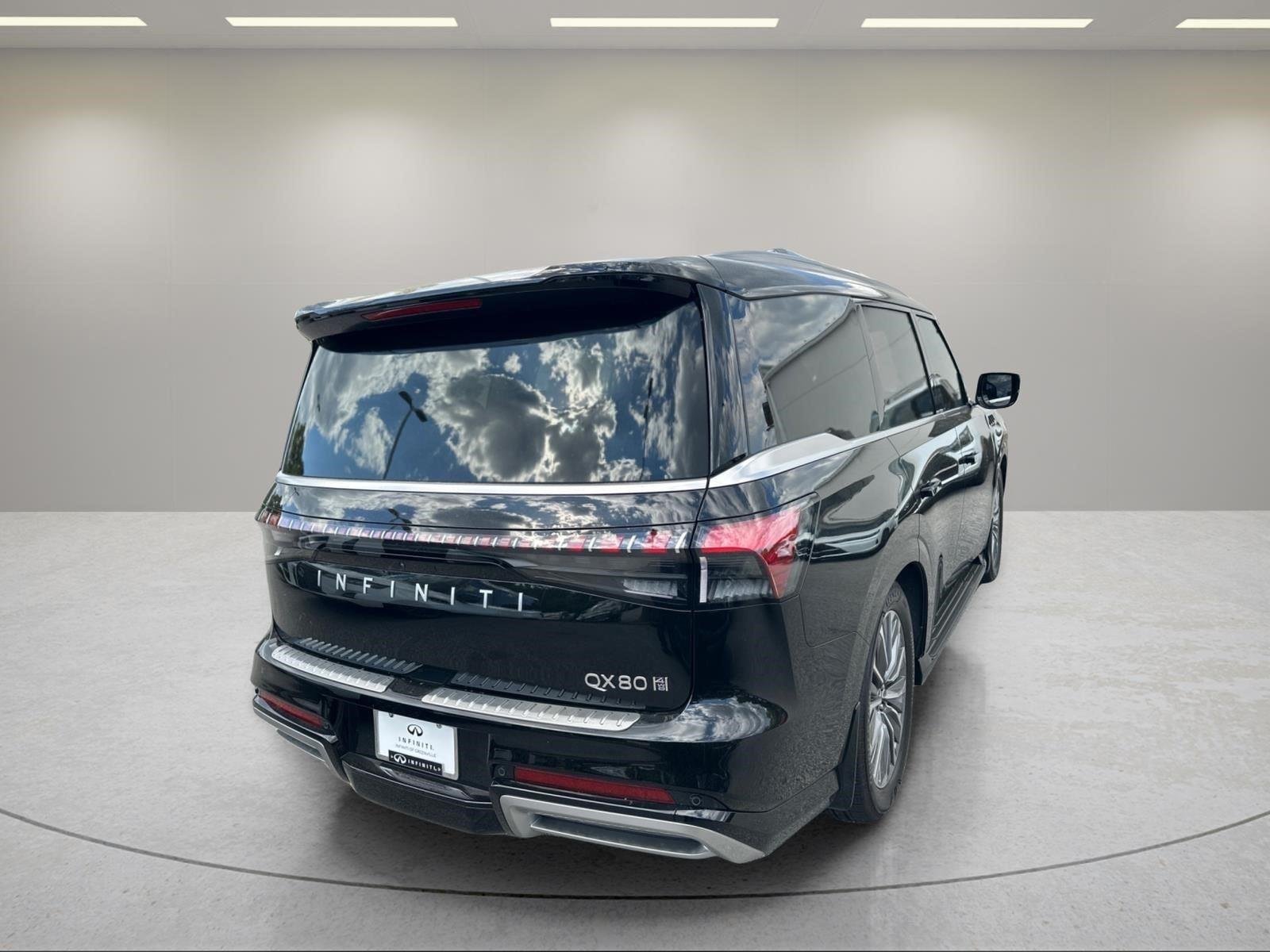 New 2026 BLACK OBSIDIAN INFINITI Luxe 4WD image 7