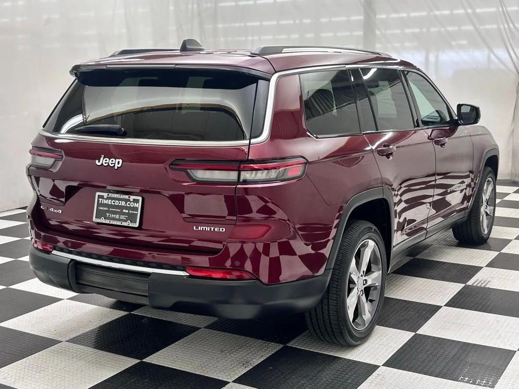 Used 2021 Red Jeep Limited image 7
