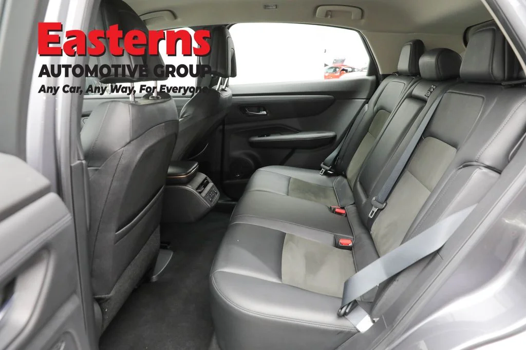 Used 2023 Gray Nissan ENGAGE image 21