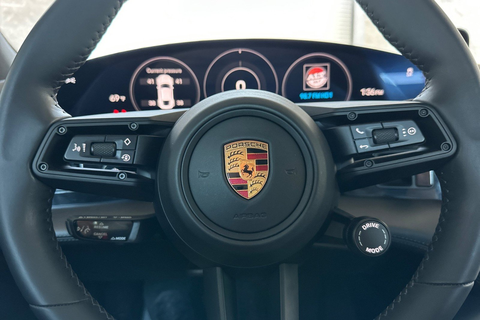 Certified Used 2022 Ice Grey Metallic Porsche 4S image 23
