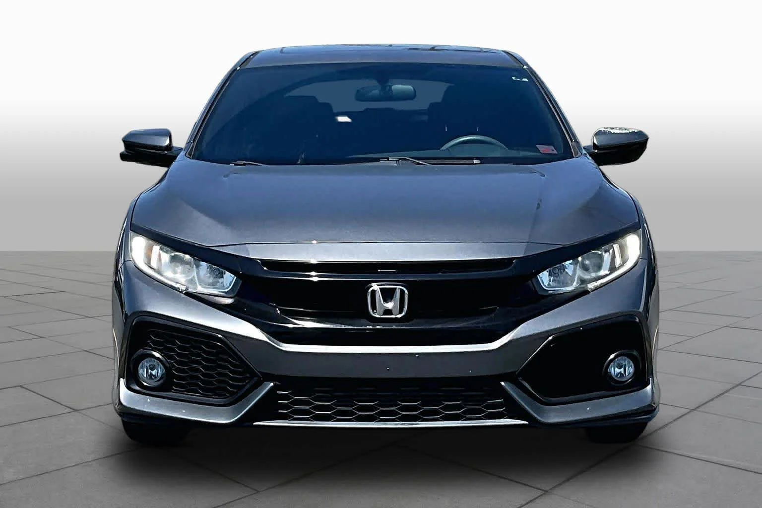 Used 2017 Polished Metal Metallic Honda EX image 3