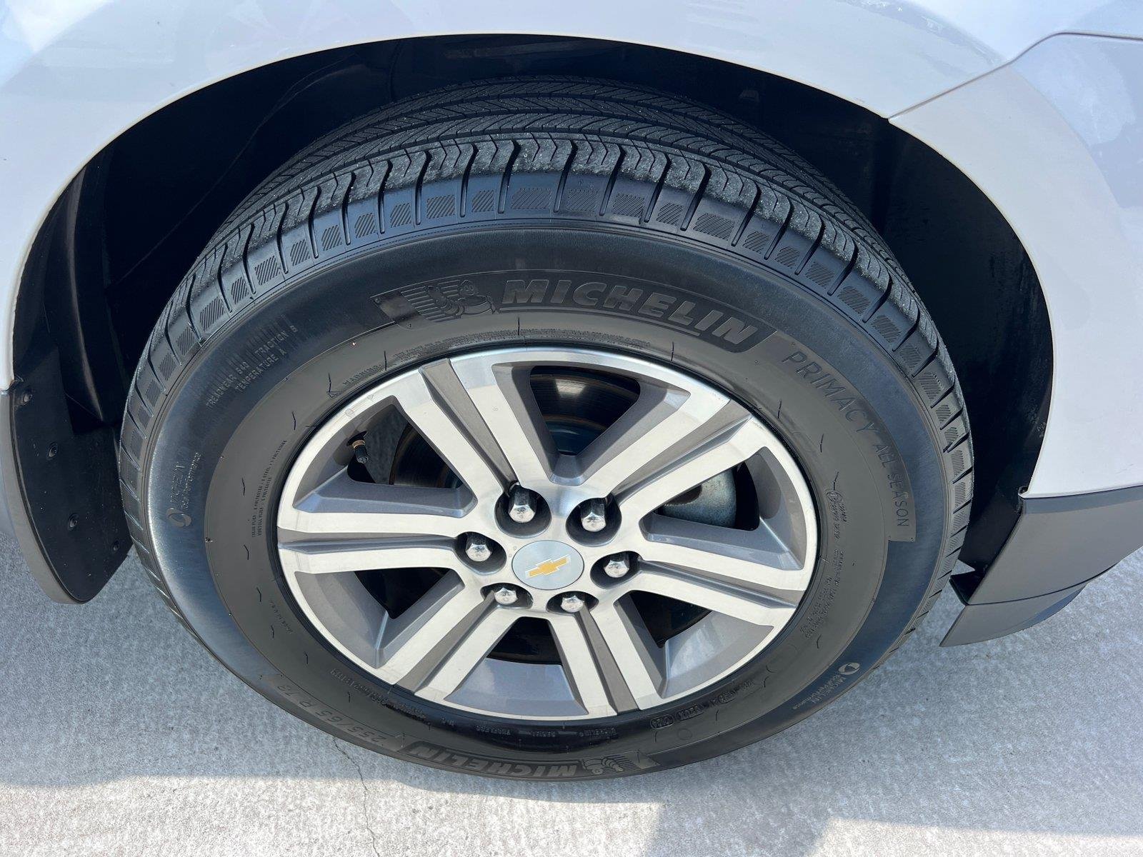 Used 2016 Iridescent Pearl Tricoat Chevrolet LT image 12