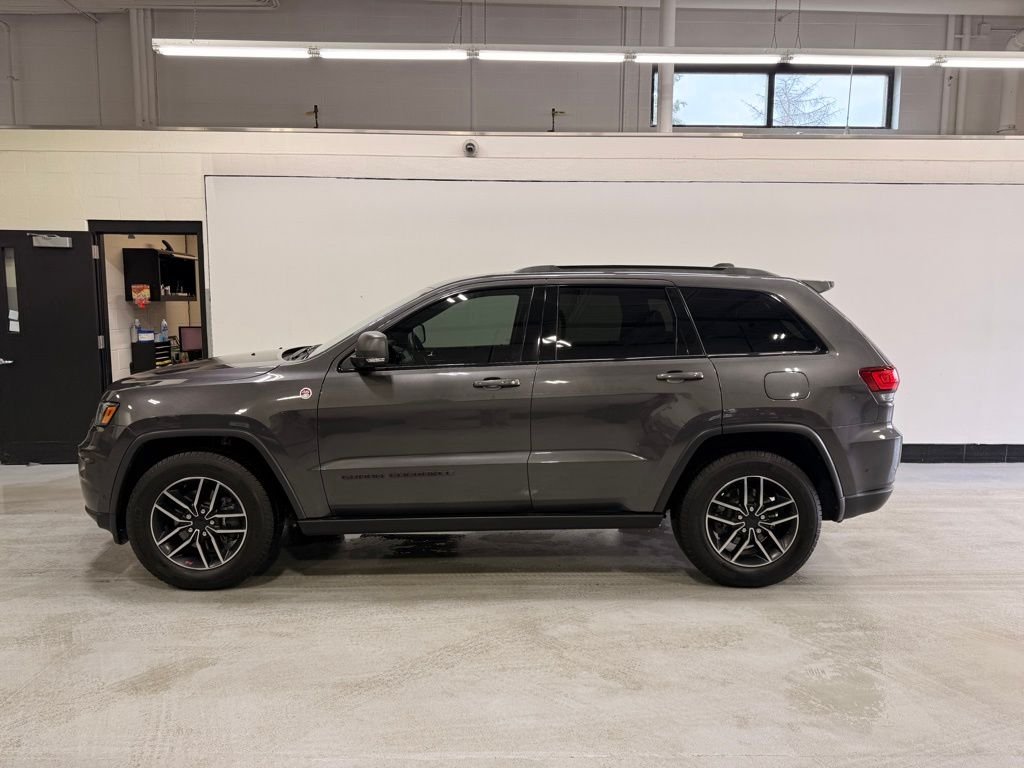 Used 2019 Jeep Grand Cherokee Trailhawk with VIN 1C4RJFLG5KC625267 for sale in Golden Valley, Minnesota