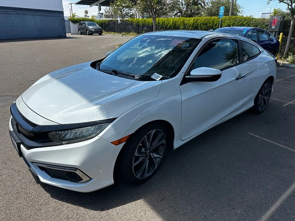 Used 2019 White Honda Touring image 15