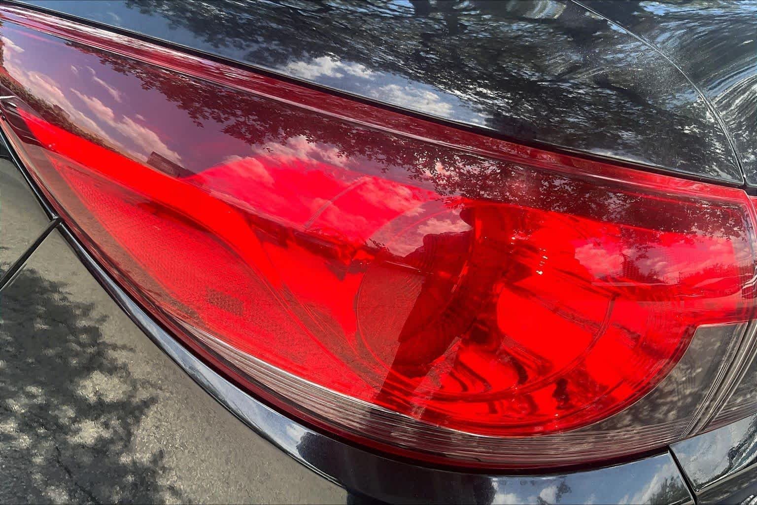 Used 2014 Jet Black Mica Mazda i Touring image 29