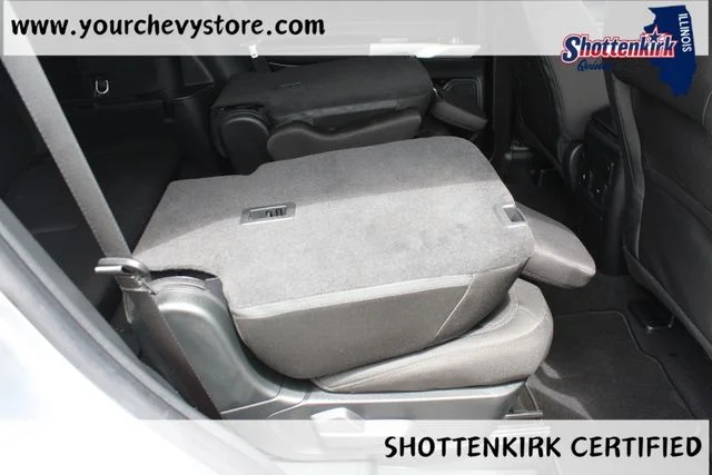 Used 2023 Silver Ford XLT image 17