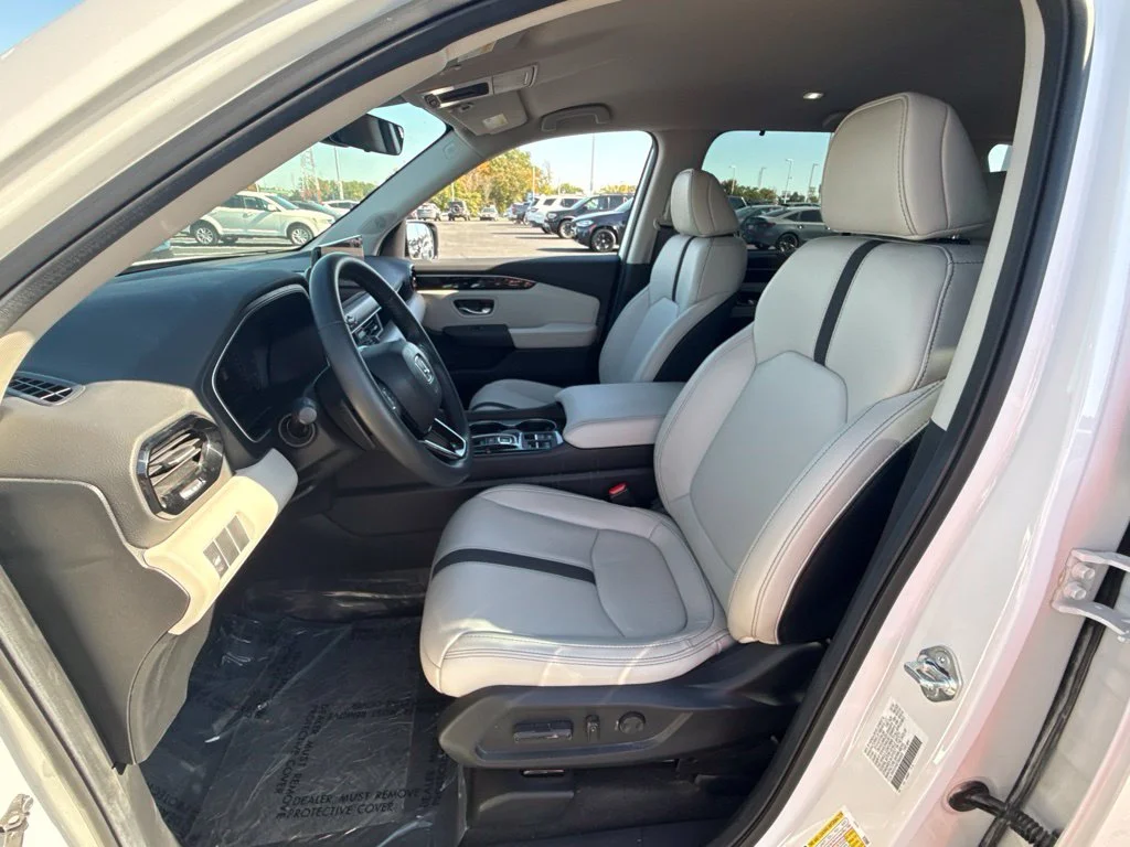 Used 2026  Honda EX-L image 18