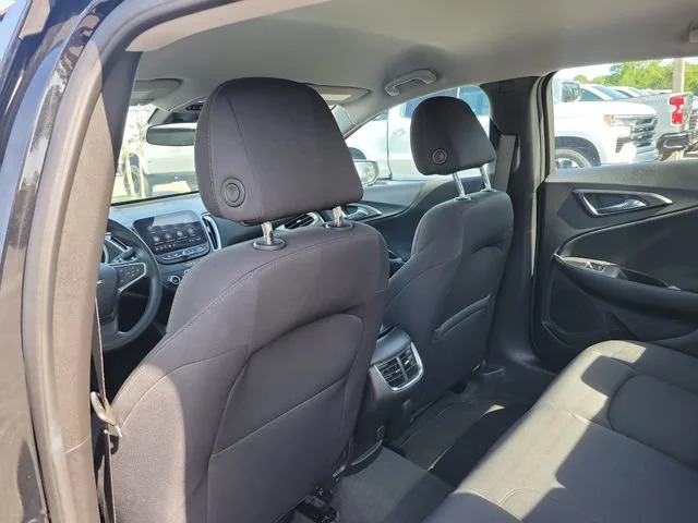 2025 Chevrolet Malibu 1LT - Photo 17
