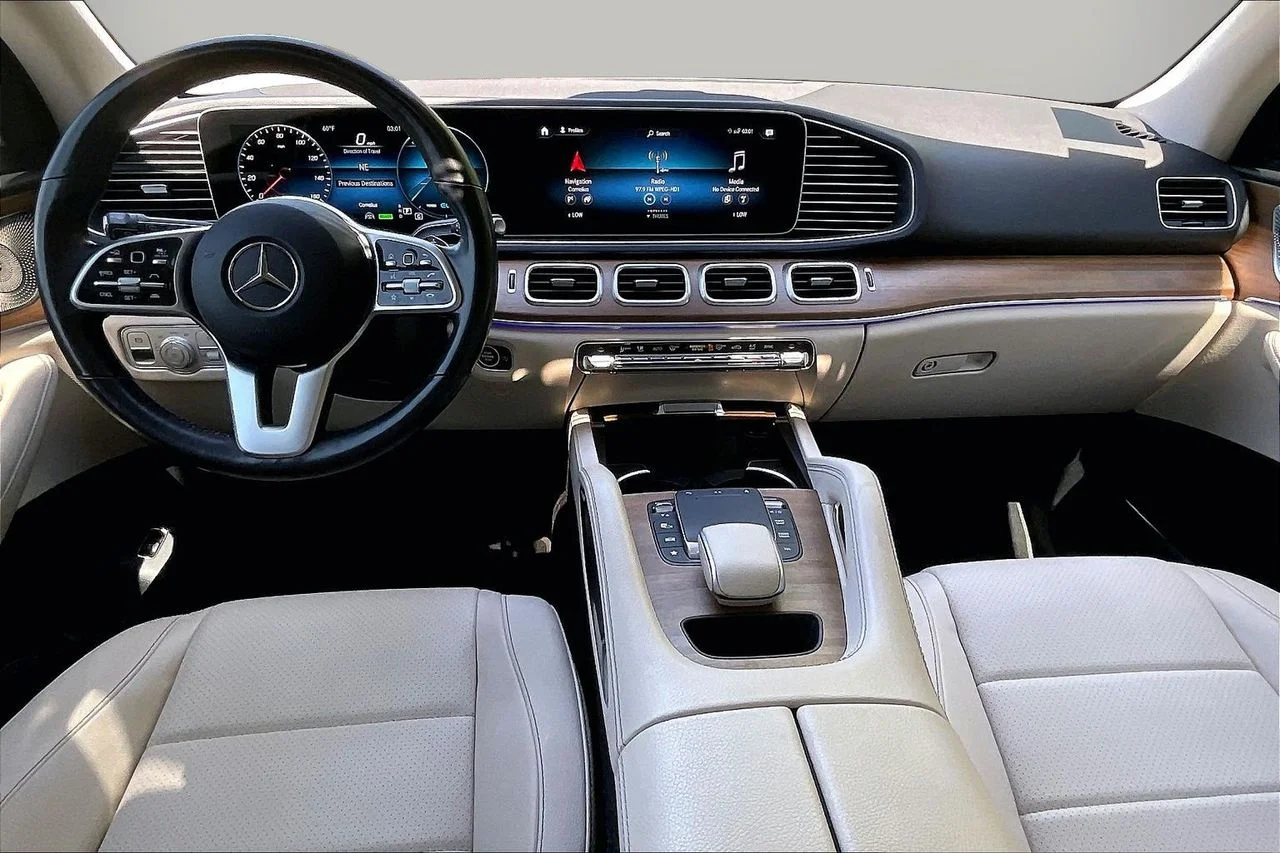 Certified Used 2023  Mercedes-Benz GLE 450 image 16