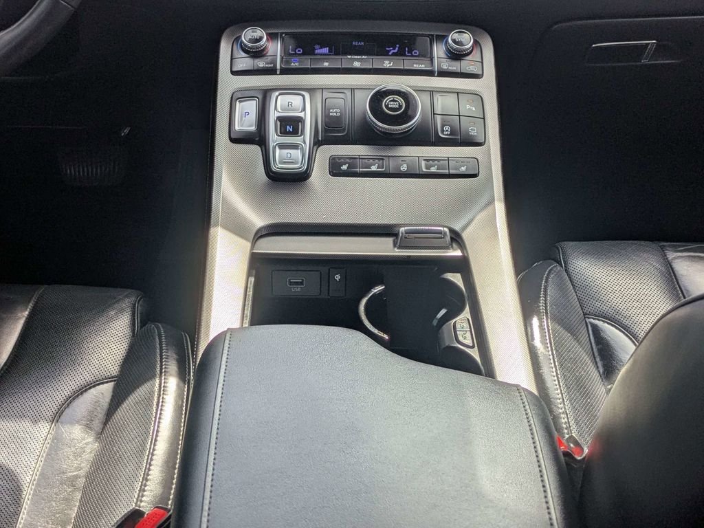Used 2020 Silver Hyundai Limited image 20