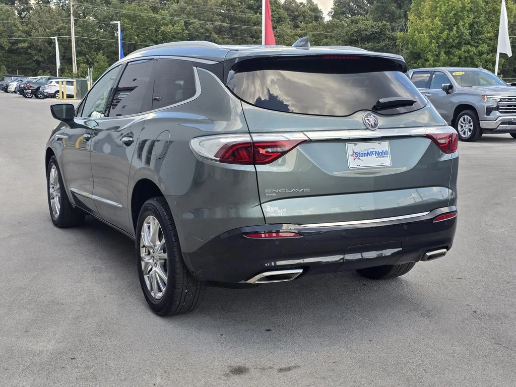 Certified Used 2023 Includes Pitch Dark Night lower exterior accent color.) Buick Essence image 5