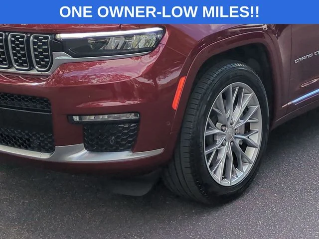 Used 2024 Red Jeep Summit image 9