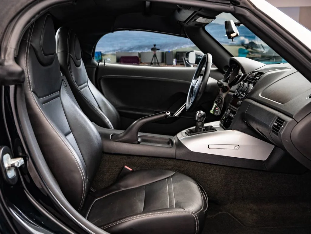 Used 2007 Black Onyx Saturn  image 29