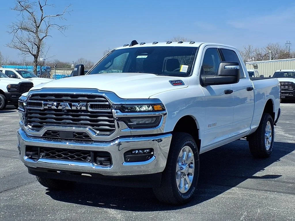 New 2026 Bright White Clear-Coat Exterior Paint RAM Big Horn image 2