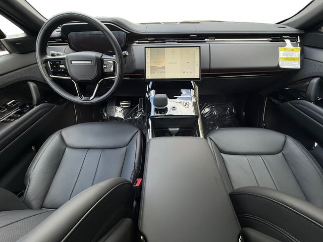 New 2026 Carpathian Grey Land Rover Dynamic SE image 12